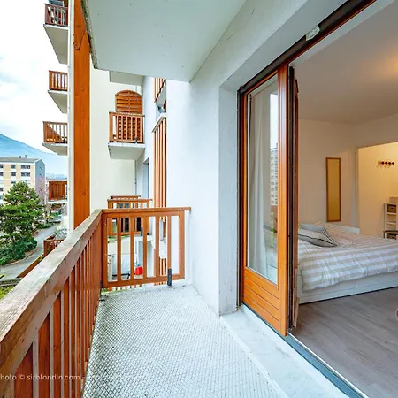 דירה Avec Balcon, Centre-ville Et Ascenseur
